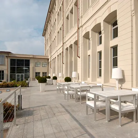 Hotel Ac By Marriott Turim