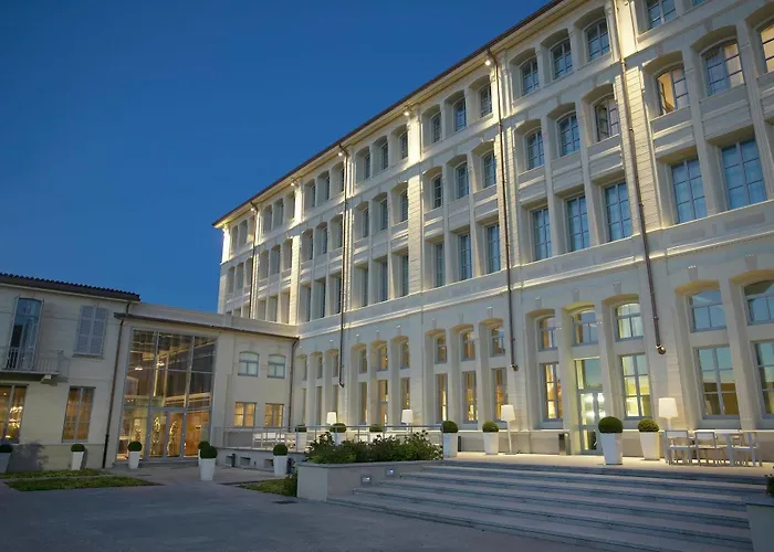 Отель Ac By Marriott