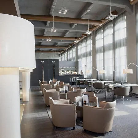 Ac By Marriott Hotell